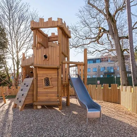 Woodward Square One By At شقة دبلن