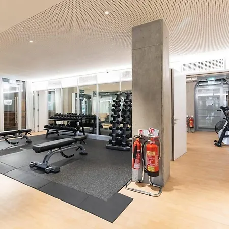 Lägenhet Woodward Square One By At