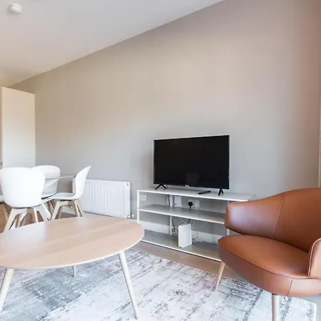 Woodward Square One By At Lägenhet *