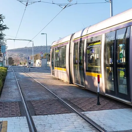 Woodward Square One By At *