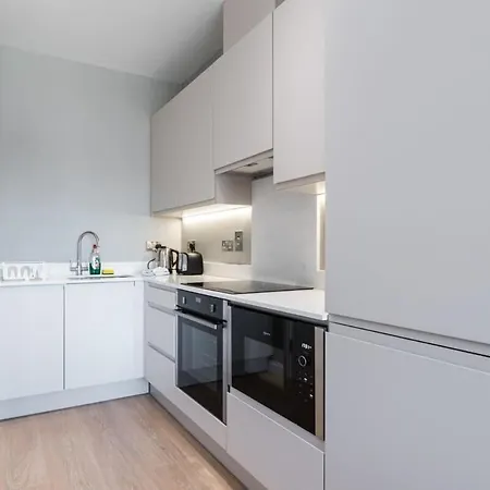 Woodward Square One By At * Dublin