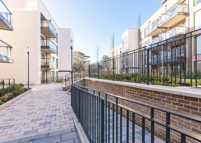 Woodward Square One By At Daire *