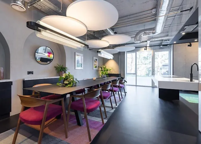 Woodward Square One By At Daire *