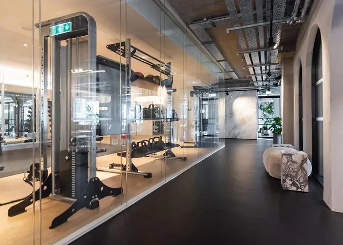 Woodward Square One By At