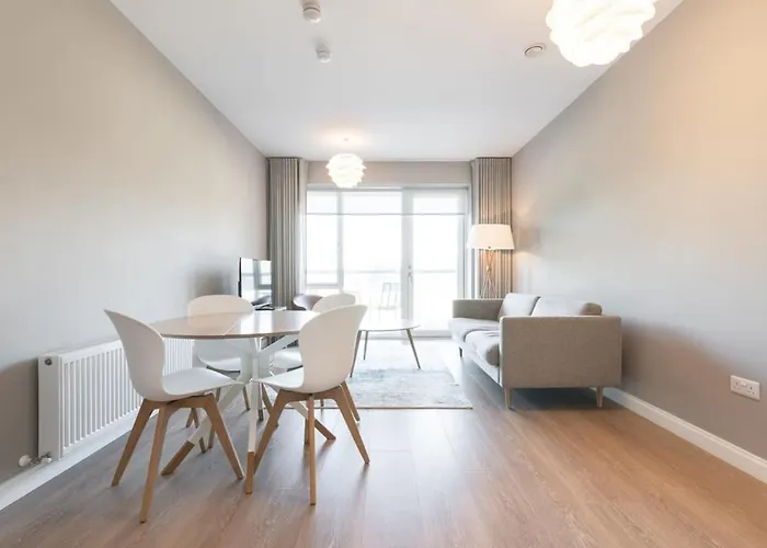 Woodward Square One By At