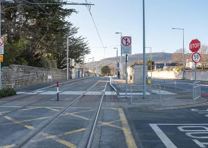 Woodward Square One By At * Dublin