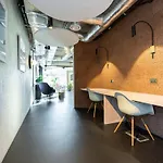 Appartamento Woodward Square One By At *